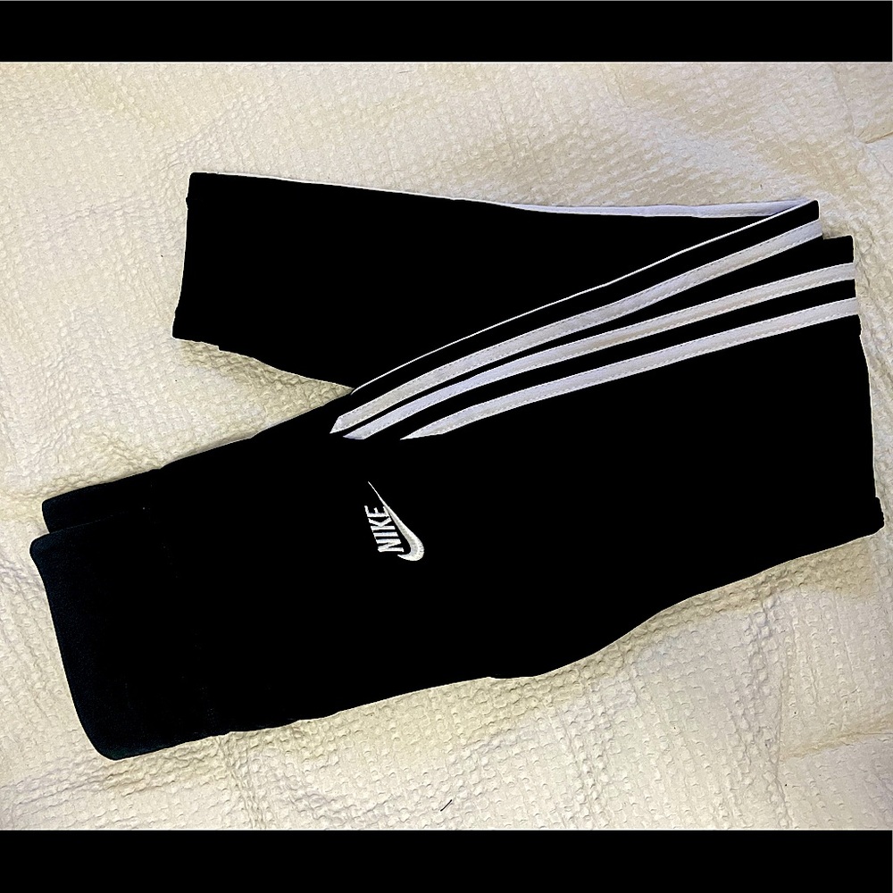 Nike black leggings